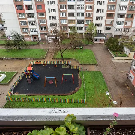 Megan Mall Center * Sofia