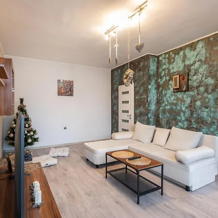 Апартамент Megan Mall Center