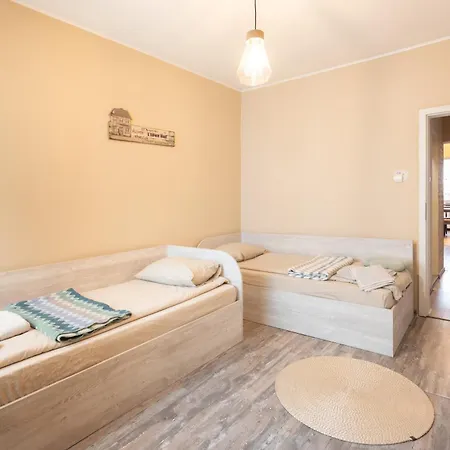 Megan Mall Center Apartman