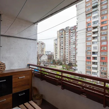 Megan Mall Center Apartament
