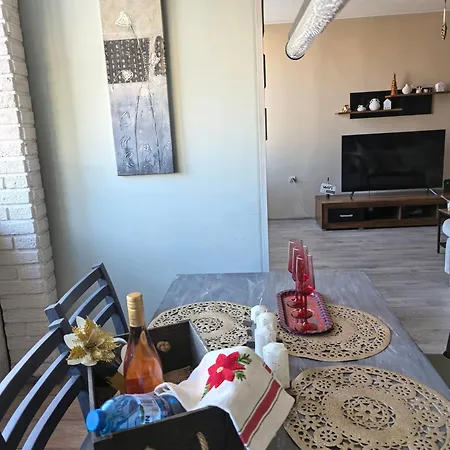 Apartmán Megan Mall Center *