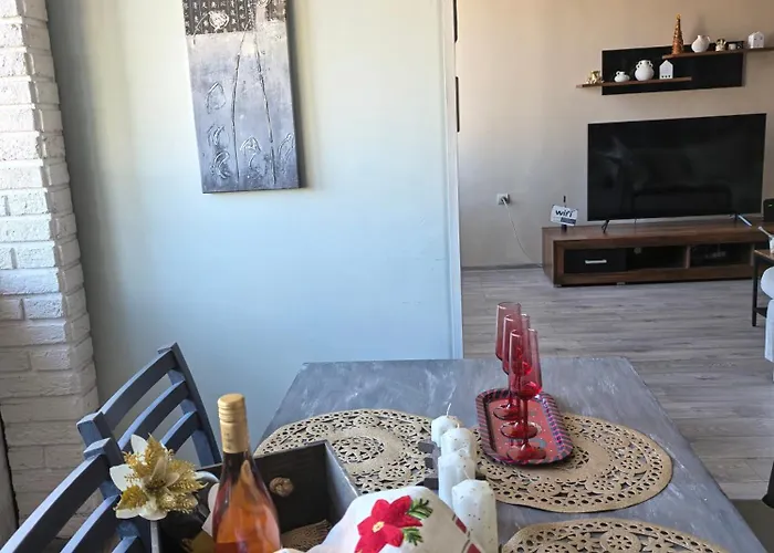 Daire Megan Mall Center *