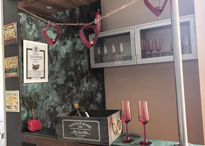 Megan Mall Center Sofya